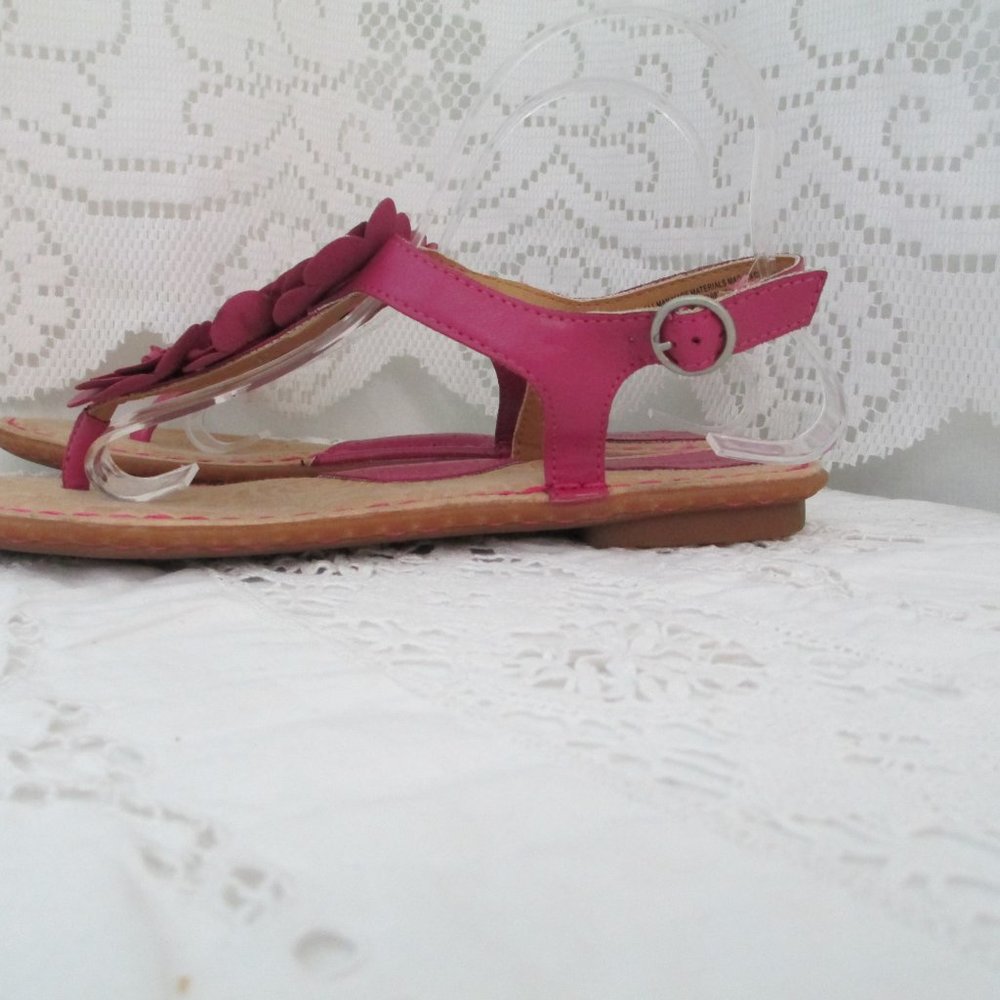 Merona Flower Design Sandals - Picture 3 of 9